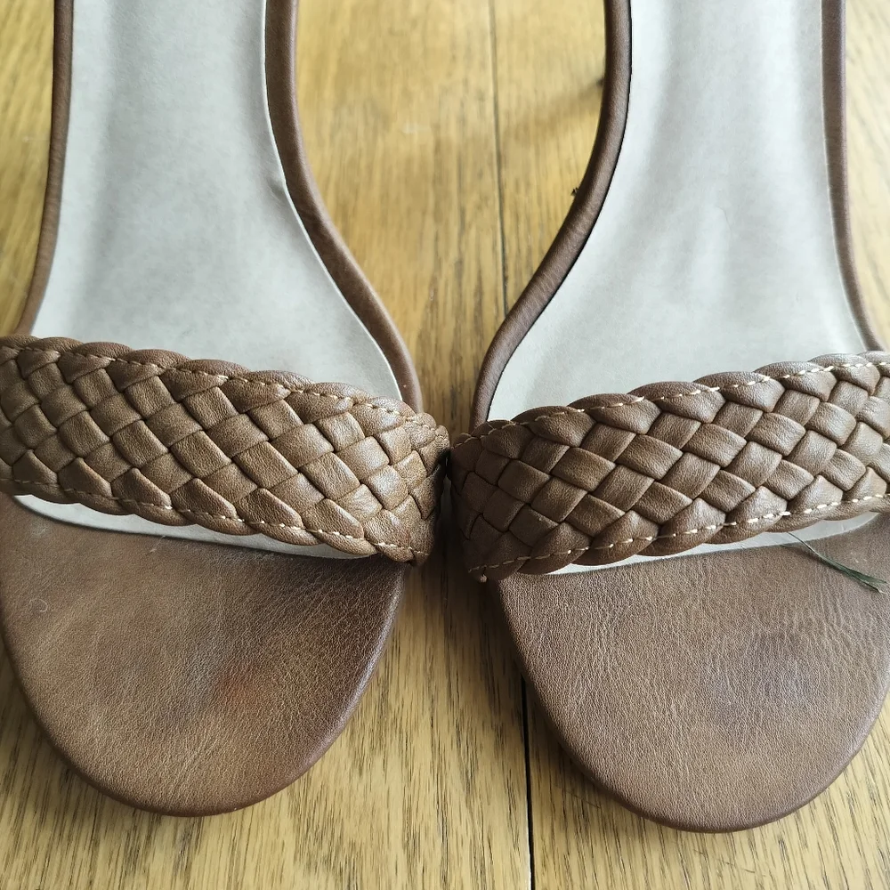 Madden Girl Heeled Sandals Brown Size 9